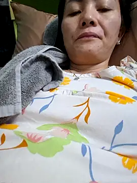 Baby-loveass69 online show from May 23, 2026, 11:58 am