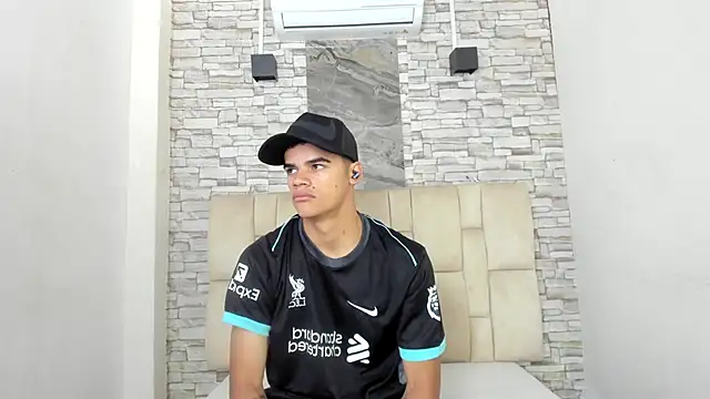 samuel wyatt online show from March 7, 2026, 2:03 pm