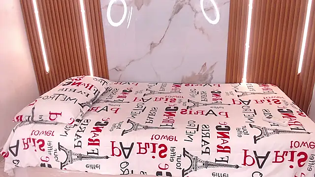 Snapshot of kelsiee_hills chatting on February 26, 2026, 12:04 pm kelsiee hills online show from February 26, 2026, 12:04 pm