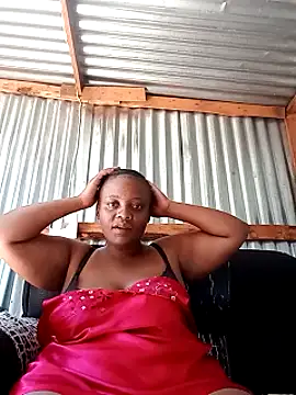 Snapshot of BBWQueenxx chatting on February 6, 2026, 11:35 am BBWQueenxx online show from February 6, 2026, 11:35 am