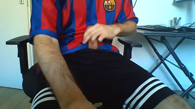 andre italy online show from March 18, 2026, 1:47 pm