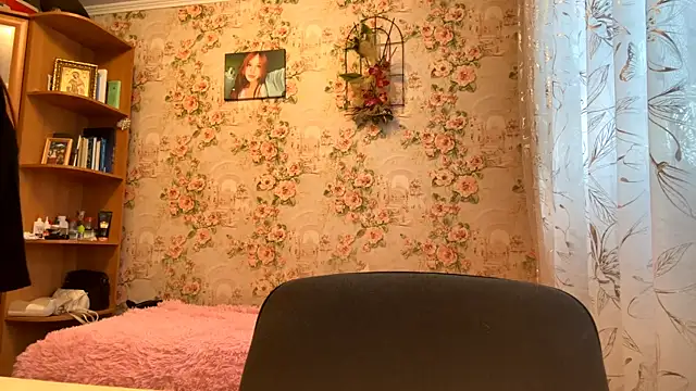 KatheyMichelfelder online show from February 17, 2026, 6:21 am