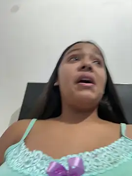 Snapshot of Baby_morena12 chatting on February 19, 2026, 3:24 am Baby morena12 online show from February 19, 2026, 3:24 am