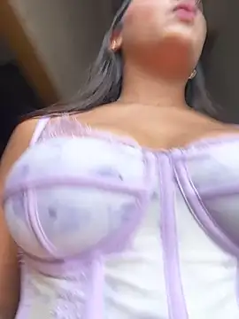 Baby morena12 online show from April 5, 2026, 9:01 pm