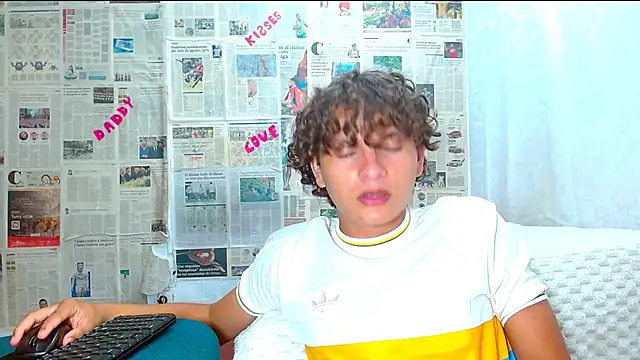 Snapshot of arielnoir6958 chatting on February 3, 2026, 2:53 am arielnoir6958 online show from February 3, 2026, 2:53 am