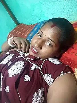 Snapshot of Your_deshibhabi25years chatting on May 24, 2026, 5:23 am Your deshibhabi25years online show from May 24, 2026, 5:23 am