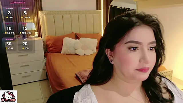 Snapshot of ninna_sweet chatting on February 4, 2026, 12:11 pm ninna sweet online show from February 4, 2026, 12:11 pm