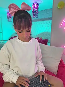 Kitty madness online show from March 25, 2026, 8:26 pm