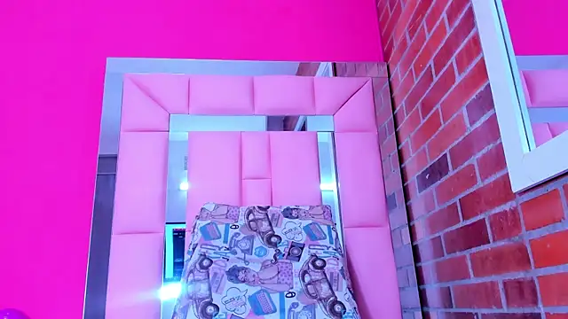 Baby doll XOXO online show from February 21, 2026, 8:32 pm