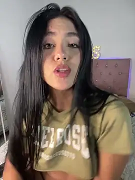 Snapshot of Tiffany_pussyhott chatting on March 2, 2026, 7:32 pm Tiffany pussyhott online show from March 2, 2026, 7:32 pm