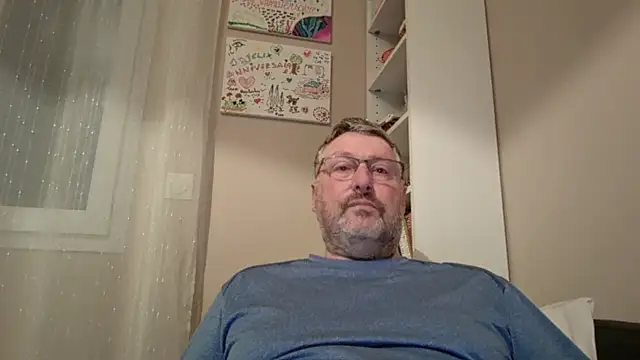 Snapshot of doudou310 chatting on February 25, 2026, 5:50 am doudou310 online show from February 25, 2026, 5:50 am