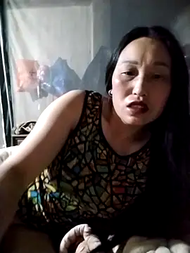 Snapshot of Tina-beo chatting on February 13, 2026, 8:27 pm Tina-beo online show from February 13, 2026, 8:27 pm