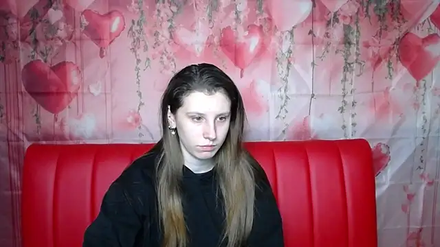 Snapshot of LilianaShine chatting on February 5, 2026, 6:07 am LilianaShine online show from February 5, 2026, 6:07 am