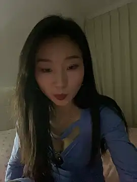 Snapshot of XiaoGui10 chatting on February 12, 2026, 2:45 pm XiaoGui10 online show from February 12, 2026, 2:45 pm