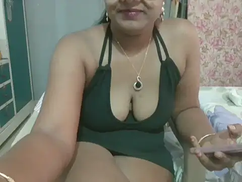 Snapshot of sexybaby3127 chatting on March 23, 2026, 9:13 am sexybaby3127 online show from March 23, 2026, 9:13 am