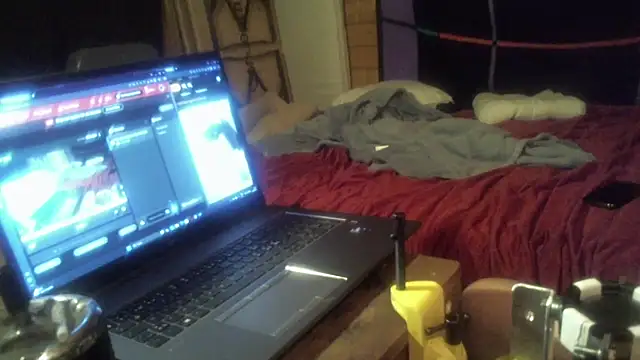 2 4 YOU online show from March 22, 2026, 8:23 pm