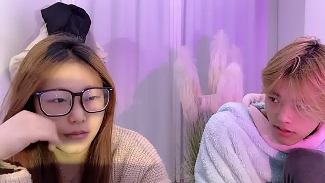 SM JIAJIA ZL online show from March 8, 2026, 5:39 pm