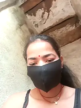 Sunali Bendre online show from February 21, 2026, 2:12 am