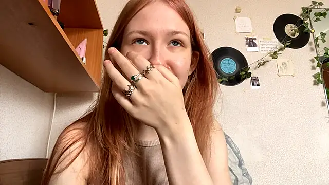 Snapshot of LaureenVielma chatting on February 24, 2026, 8:23 am LaureenVielma online show from February 24, 2026, 8:23 am