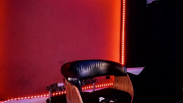 PervertedMissCloe online show from March 19, 2026, 2:37 am