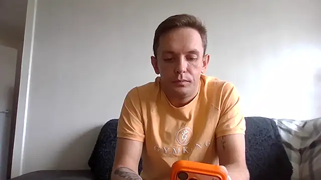 verscub6969 online show from April 10, 2026, 1:27 pm