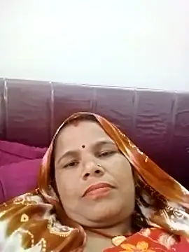 Snapshot of Pooja_sahu chatting on June 19, 2026, 6:29 am Pooja sahu online show from June 19, 2026, 6:29 am