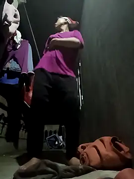 Snapshot of Ami-su chatting on February 17, 2026, 11:40 am Ami-su online show from February 17, 2026, 11:40 am