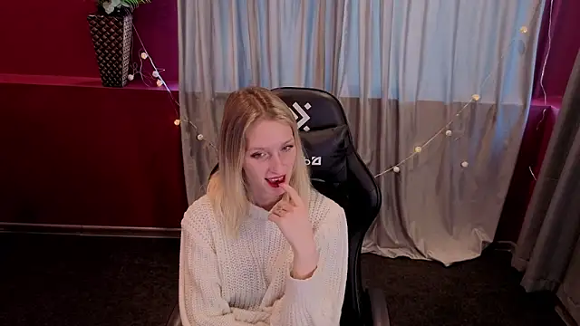 Snapshot of Akiro_Kim7 chatting on February 2, 2026, 2:32 am Akiro Kim7 online show from February 2, 2026, 2:32 am