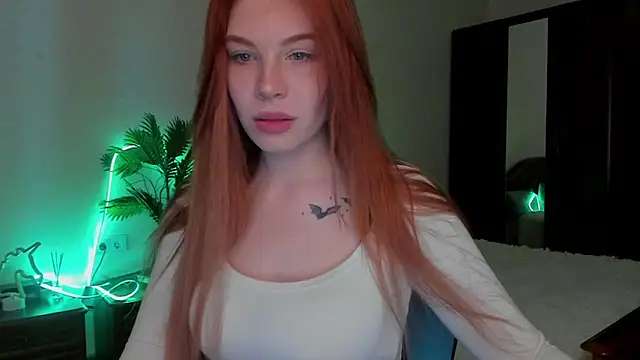 kelly love 222 online show from February 12, 2026, 7:03 am