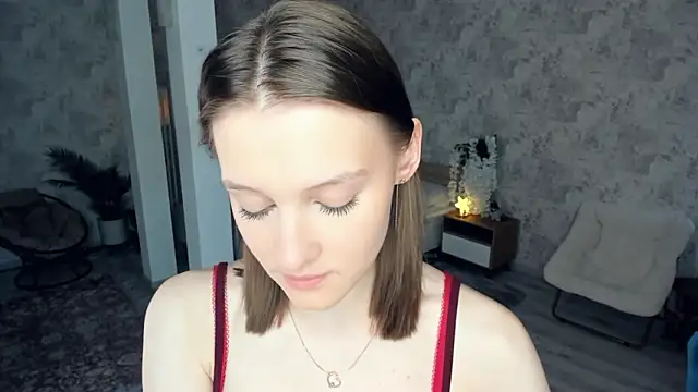 LianneBynon online show from February 27, 2026, 8:14 am