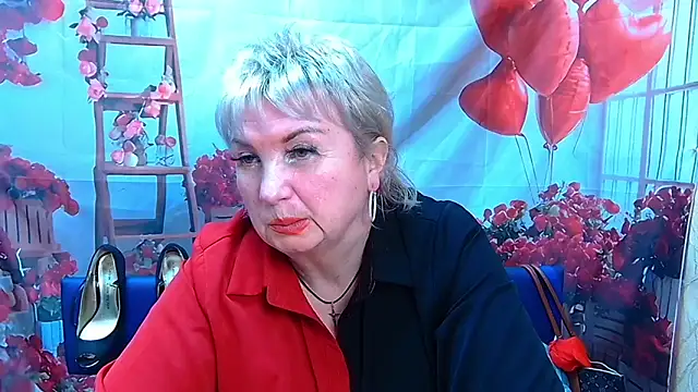 Snapshot of RenataDaster chatting on April 28, 2026, 5:29 pm RenataDaster online show from April 28, 2026, 5:29 pm