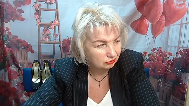 Snapshot of RenataDaster chatting on May 12, 2026, 4:59 pm RenataDaster online show from May 12, 2026, 4:59 pm
