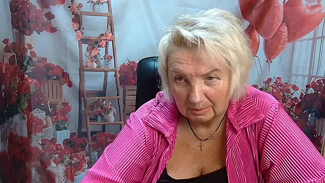 RenataDaster online show from July 11, 2026, 4:53 pm