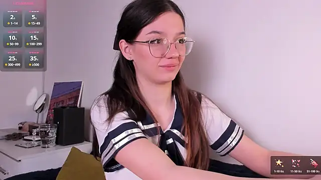 Snapshot of miabellee_ chatting on April 18, 2026, 10:10 pm miabellee online show from April 18, 2026, 10:10 pm
