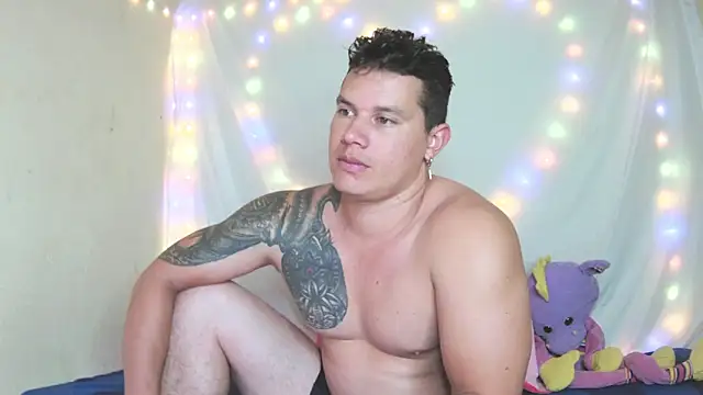 Eternalfuego online show from March 29, 2026, 5:40 am