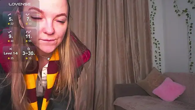 Snapshot of AricaPetties chatting on February 7, 2026, 6:55 pm AricaPetties online show from February 7, 2026, 6:55 pm