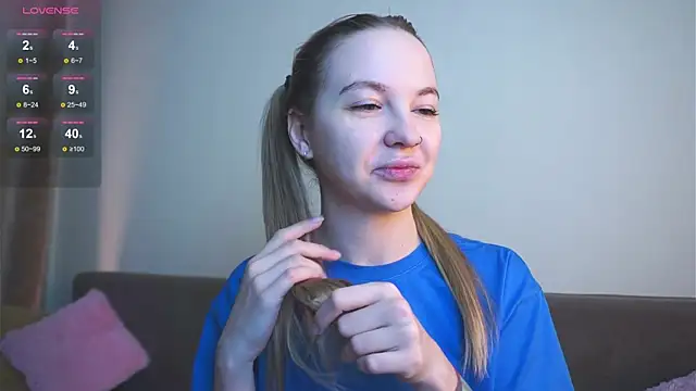 Snapshot of AricaPetties chatting on February 21, 2026, 8:10 pm AricaPetties online show from February 21, 2026, 8:10 pm