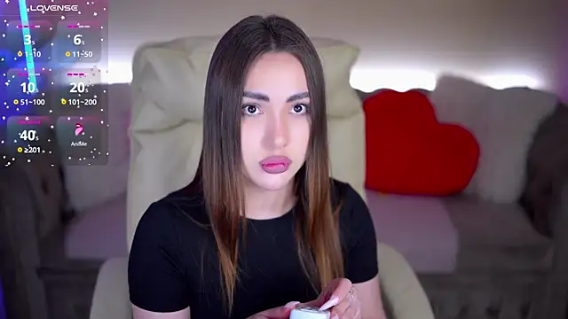 OliviaMoore  online show from February 25, 2026, 1:54 pm