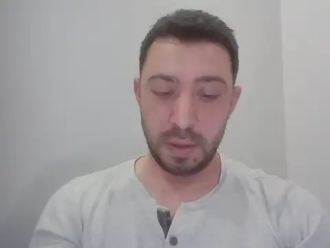 Snapshot of hessds34 chatting on February 9, 2026, 7:18 pm hessds34 online show from February 9, 2026, 7:18 pm