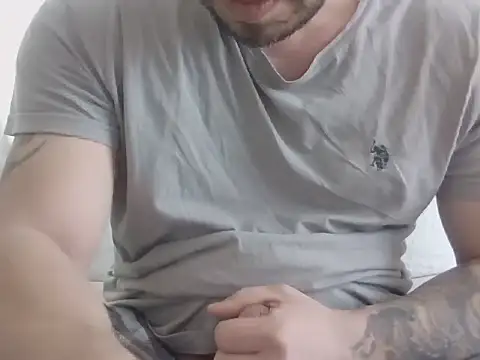 Snapshot of hessds34 chatting on February 11, 2026, 11:48 am hessds34 online show from February 11, 2026, 11:48 am