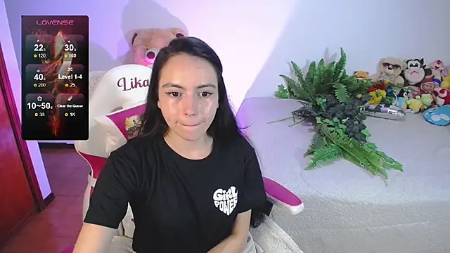 Snapshot of lika_little0 chatting on February 8, 2026, 1:31 am lika little0 online show from February 8, 2026, 1:31 am