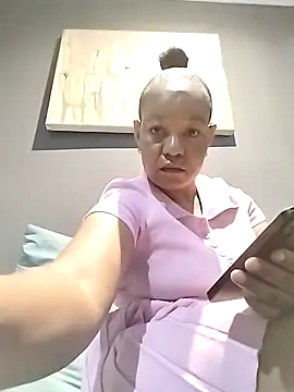 Snapshot of noma20 chatting on February 9, 2026, 4:22 pm noma20 online show from February 9, 2026, 4:22 pm