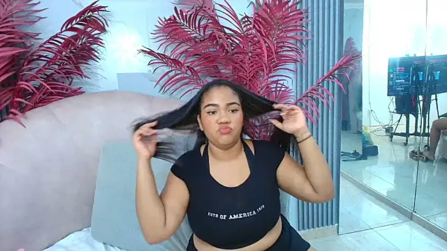 EmmaLebrun online show from March 27, 2026, 12:05 pm