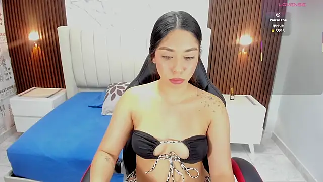 JULIETA DOWSE online show from February 20, 2026, 7:36 pm