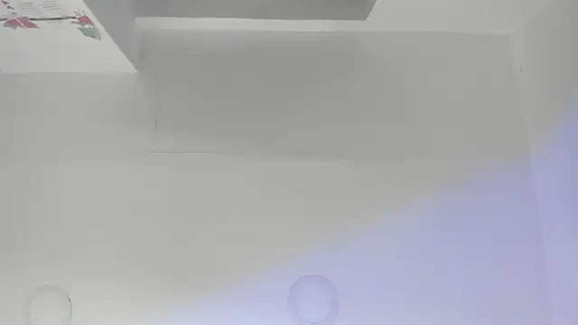 Paris Velvet online show from March 18, 2026, 11:52 pm