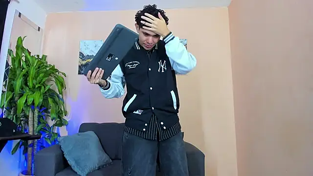 DesiresOfOlympus  online show from March 26, 2026, 7:52 pm