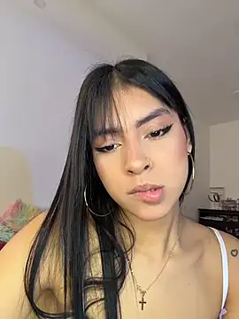 Chel   online show from April 3, 2026, 6:39 pm