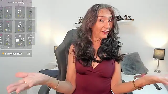 Emma Mendozaa online show from March 27, 2026, 11:43 am