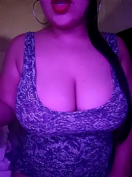 soylula884 online show from March 8, 2026, 4:38 am