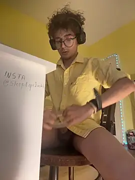 Snapshot of monkeyk1ng chatting on March 14, 2026, 4:40 am monkeyk1ng online show from March 14, 2026, 4:40 am